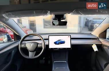 Внедорожник / Кроссовер Tesla Model Y 2024 в 