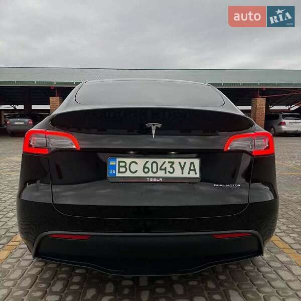 Позашляховик / Кросовер Tesla Model Y 2022 в Львові