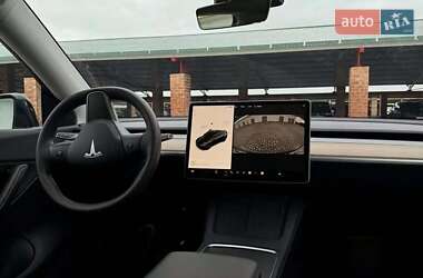 Позашляховик / Кросовер Tesla Model Y 2022 в Львові
