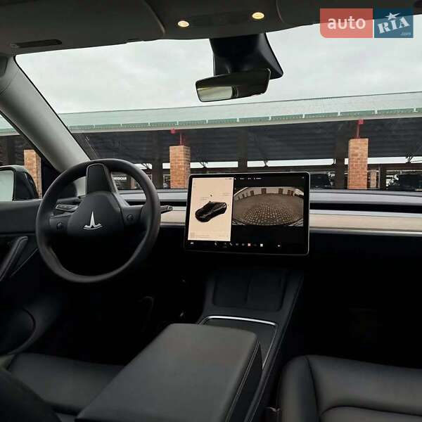 Позашляховик / Кросовер Tesla Model Y 2022 в Львові