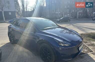 Внедорожник / Кроссовер Tesla Model Y 2023 в 