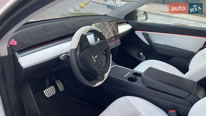Внедорожник / Кроссовер Tesla Model Y 2021 в Киеве фото 13 Внедорожник / Кроссовер Tesla Model Y 2021 в Киеве