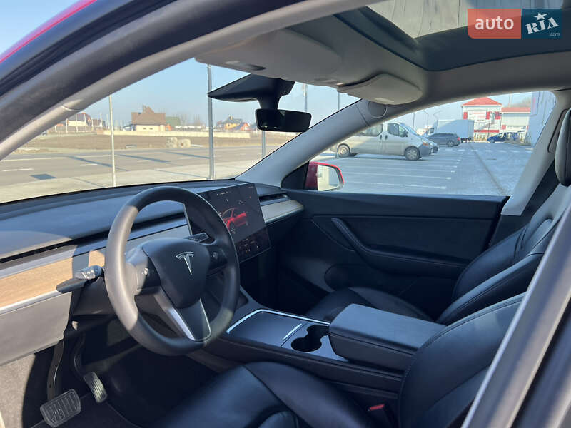 Внедорожник / Кроссовер Tesla Model Y 2022 в Луцке