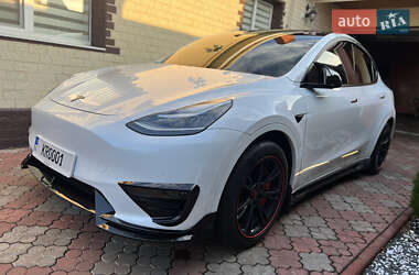 Внедорожник / Кроссовер Tesla Model Y 2020 в 