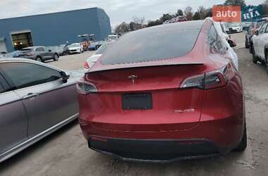 Внедорожник / Кроссовер Tesla Model Y 2024 в 