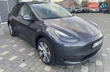 Внедорожник / Кроссовер Tesla Model Y 2023 в Дрогобыче