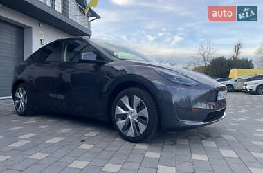 Внедорожник / Кроссовер Tesla Model Y 2023 в Дрогобыче