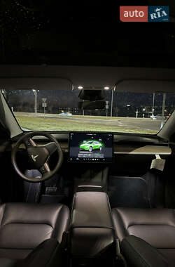 Внедорожник / Кроссовер Tesla Model Y 2023 в 