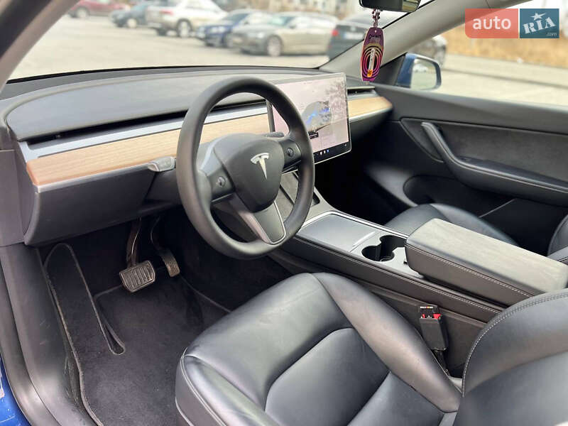 Внедорожник / Кроссовер Tesla Model Y 2022 в Львове