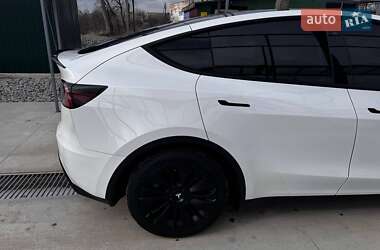 Внедорожник / Кроссовер Tesla Model Y 2023 в 