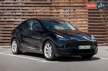Позашляховик / Кросовер Tesla Model Y 2023 в 
