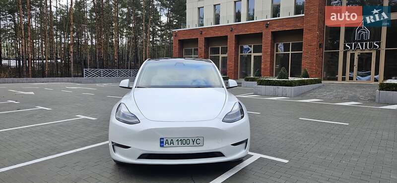 Позашляховик / Кросовер Tesla Model Y 2022 в Бучі