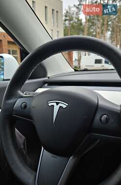 Внедорожник / Кроссовер Tesla Model Y 2022 в 