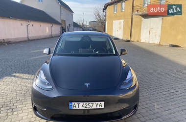 Позашляховик / Кросовер Tesla Model Y 2024 в Івано-Франківську