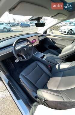 Внедорожник / Кроссовер Tesla Model Y 2022 в 