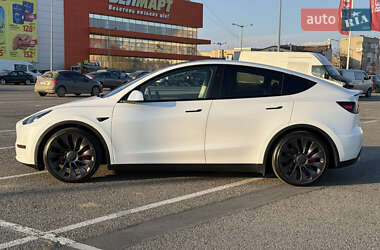 Внедорожник / Кроссовер Tesla Model Y 2023 в 