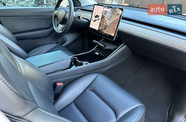 Внедорожник / Кроссовер Tesla Model Y 2020 в 