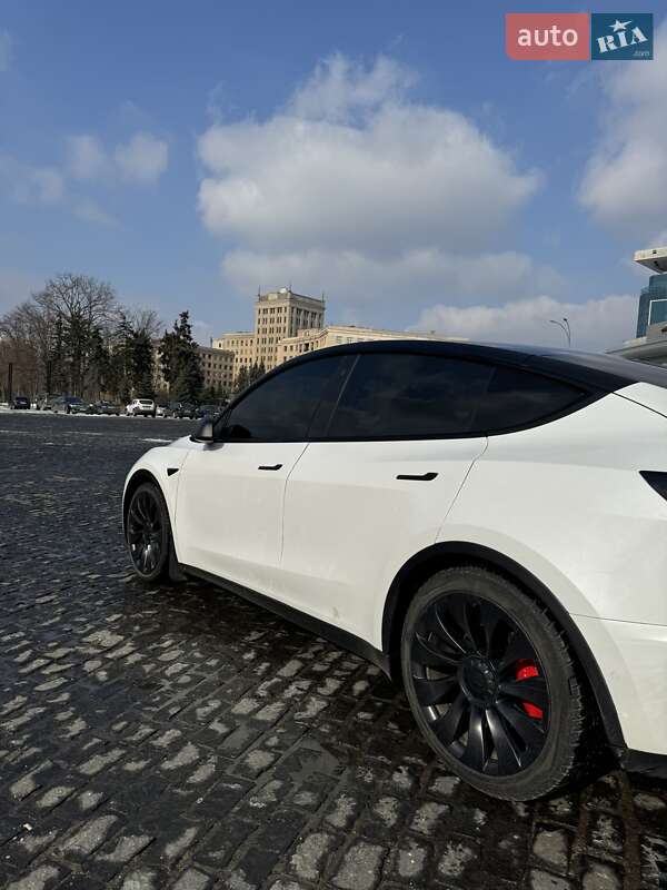 Внедорожник / Кроссовер Tesla Model Y 2022 в Харькове