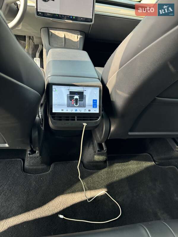 Внедорожник / Кроссовер Tesla Model Y 2022 в Харькове