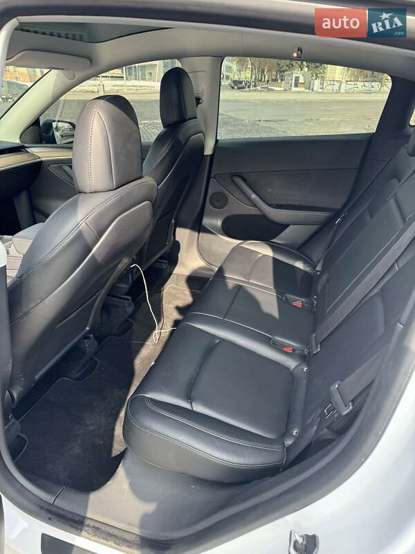 Внедорожник / Кроссовер Tesla Model Y 2022 в Харькове