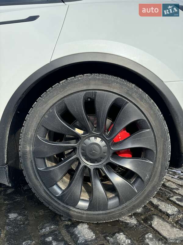 Внедорожник / Кроссовер Tesla Model Y 2022 в Харькове