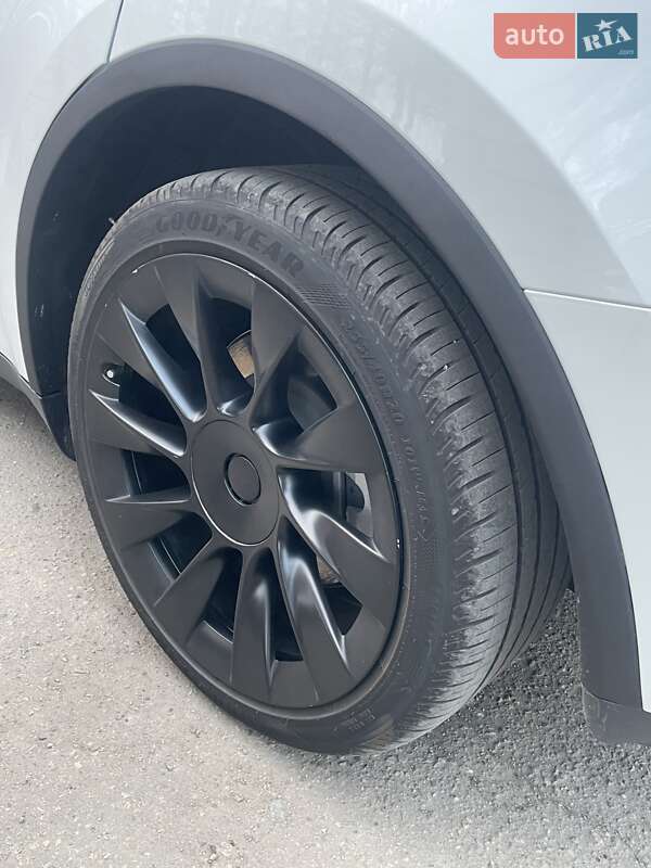 Внедорожник / Кроссовер Tesla Model Y 2023 в Белой Церкви