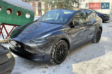 Внедорожник / Кроссовер Tesla Model Y 2024 в 