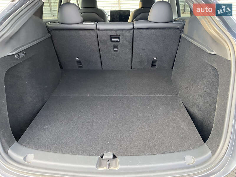 Внедорожник / Кроссовер Tesla Model Y 2023 в Самборе