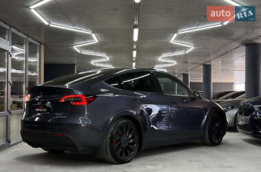 Внедорожник / Кроссовер Tesla Model Y 2022 в 