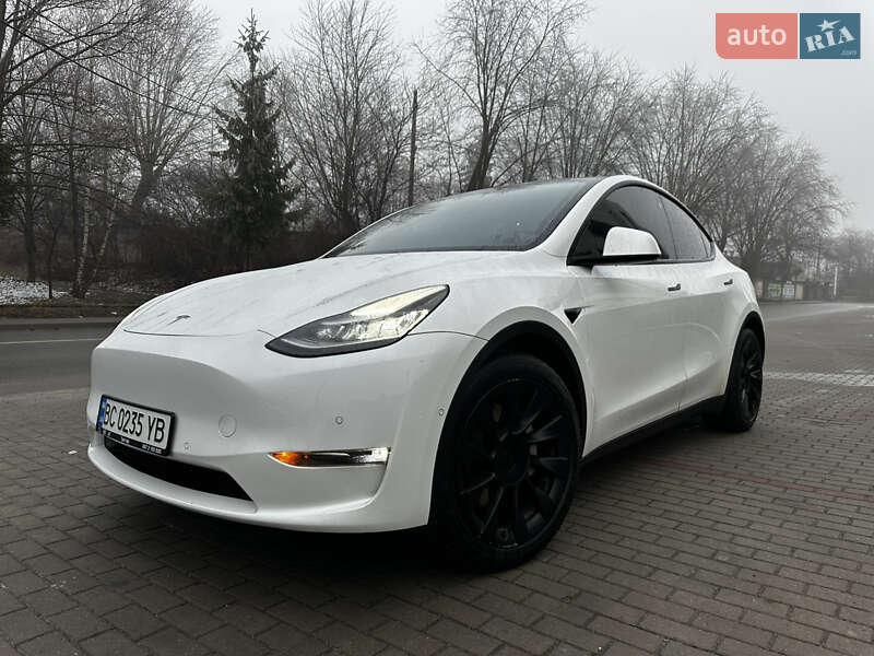 Позашляховик / Кросовер Tesla Model Y 2020 в 