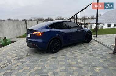 Внедорожник / Кроссовер Tesla Model Y 2023 в 