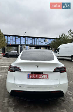 Внедорожник / Кроссовер Tesla Model Y 2021 в Ровно