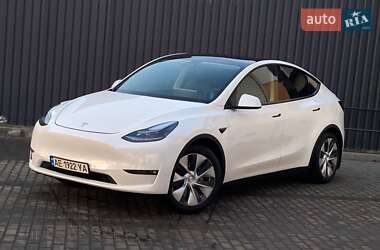 Внедорожник / Кроссовер Tesla Model Y 2021 в 