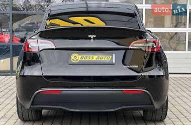 Позашляховик / Кросовер Tesla Model Y 2022 в Івано-Франківську