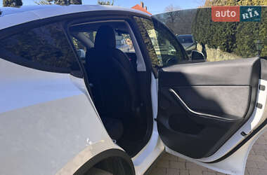 Внедорожник / Кроссовер Tesla Model Y 2023 в 