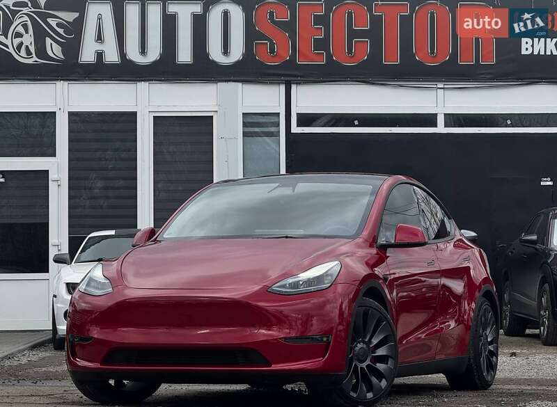 Позашляховик / Кросовер Tesla Model Y 2023 в Харкові
