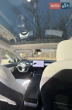 Внедорожник / Кроссовер Tesla Model Y 2022 в 