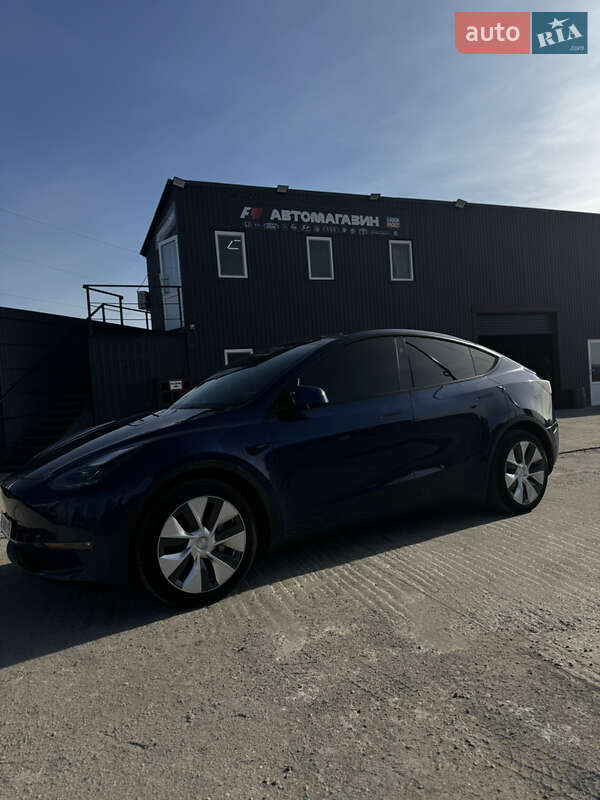 Внедорожник / Кроссовер Tesla Model Y 2023 в Киеве фото 15 Внедорожник / Кроссовер Tesla Model Y 2023 в Киеве