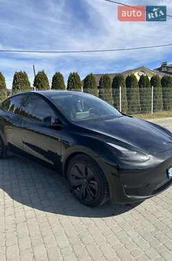 Позашляховик / Кросовер Tesla Model Y 2023 в 
