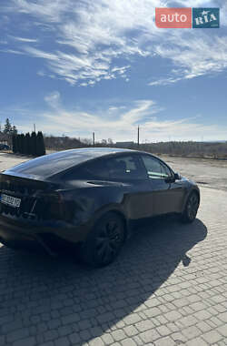 Позашляховик / Кросовер Tesla Model Y 2023 в 