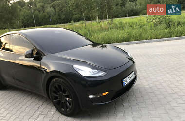 Внедорожник / Кроссовер Tesla Model Y 2021 в Львове