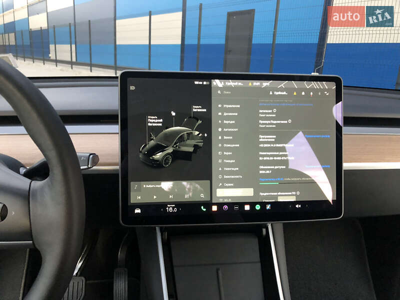 Позашляховик / Кросовер Tesla Model Y 2021 в Львові