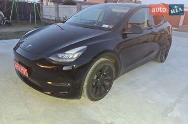 Внедорожник / Кроссовер Tesla Model Y 2021 в 