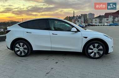 Позашляховик / Кросовер Tesla Model Y 2020 в 