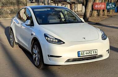 Внедорожник / Кроссовер Tesla Model Y 2021 в 