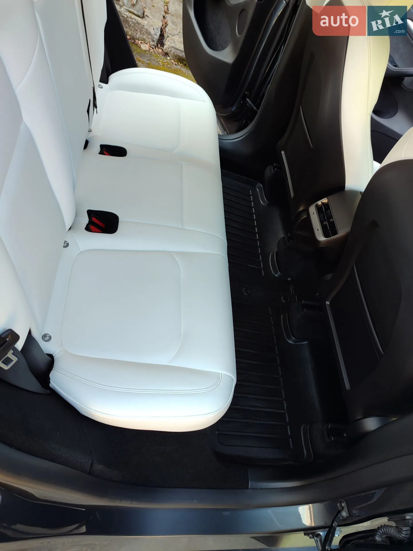 2023 Tesla Model Y - мініатюра 12