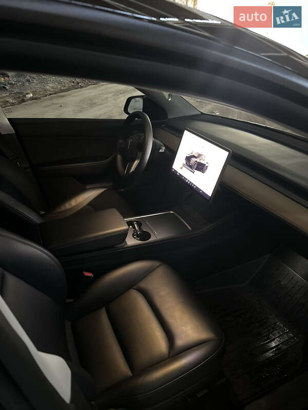 Внедорожник / Кроссовер Tesla Model Y 2022 в Львове