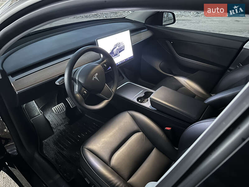 Внедорожник / Кроссовер Tesla Model Y 2022 в Львове