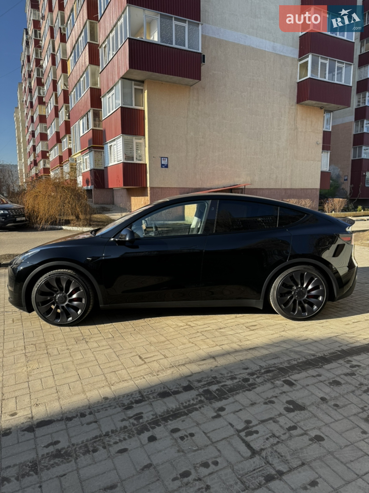 2023 Tesla Model Y - мініатюра 3
