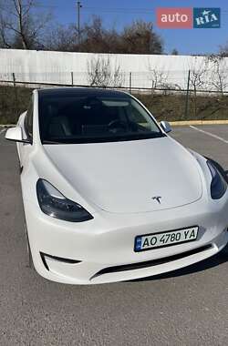 Позашляховик / Кросовер Tesla Model Y 2023 в Ужгороді